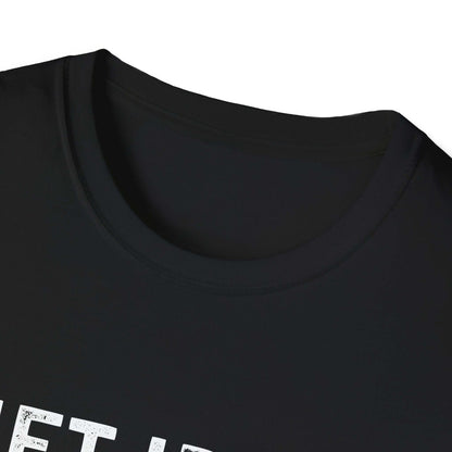 Close-up of the neckline of the Lift Iron Eat Beef unisex tee, perfect for fitness enthusiasts.